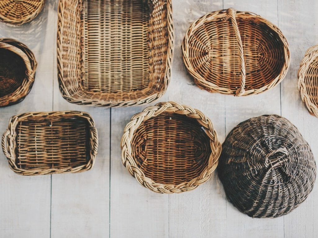 baskets, picnic baskets, wicker